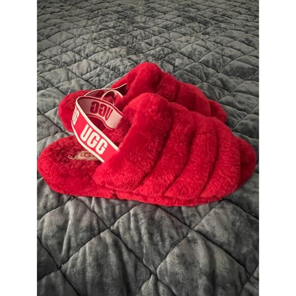 Great Condition Ugg Fluff Yeah Slides Red Womans Size 9 US - Picture 1 of 7